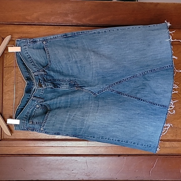 Levi's Jean Skirt - Picture 1 of 2